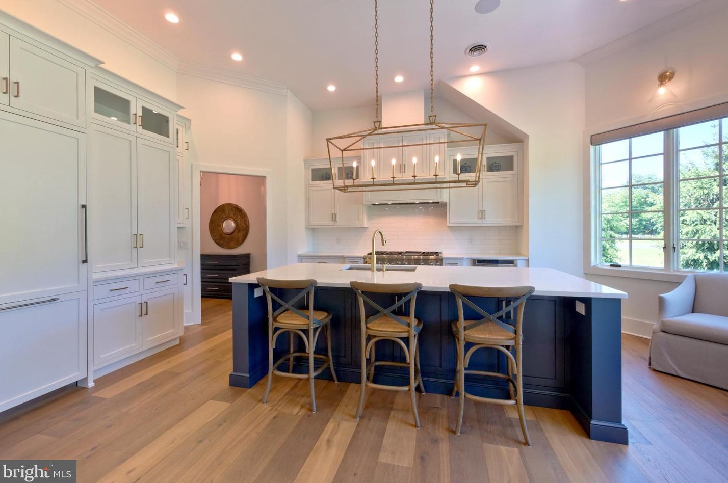 2747 Avenue Du Vlg, Bethlehem PA  18015-9117 exterior