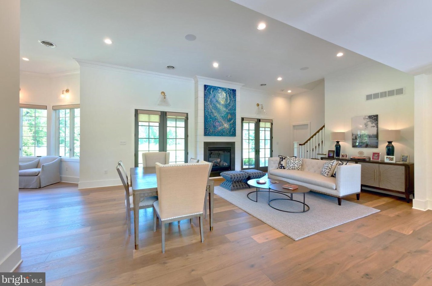 2747 Avenue Du Vlg, Bethlehem PA  18015-9117 exterior