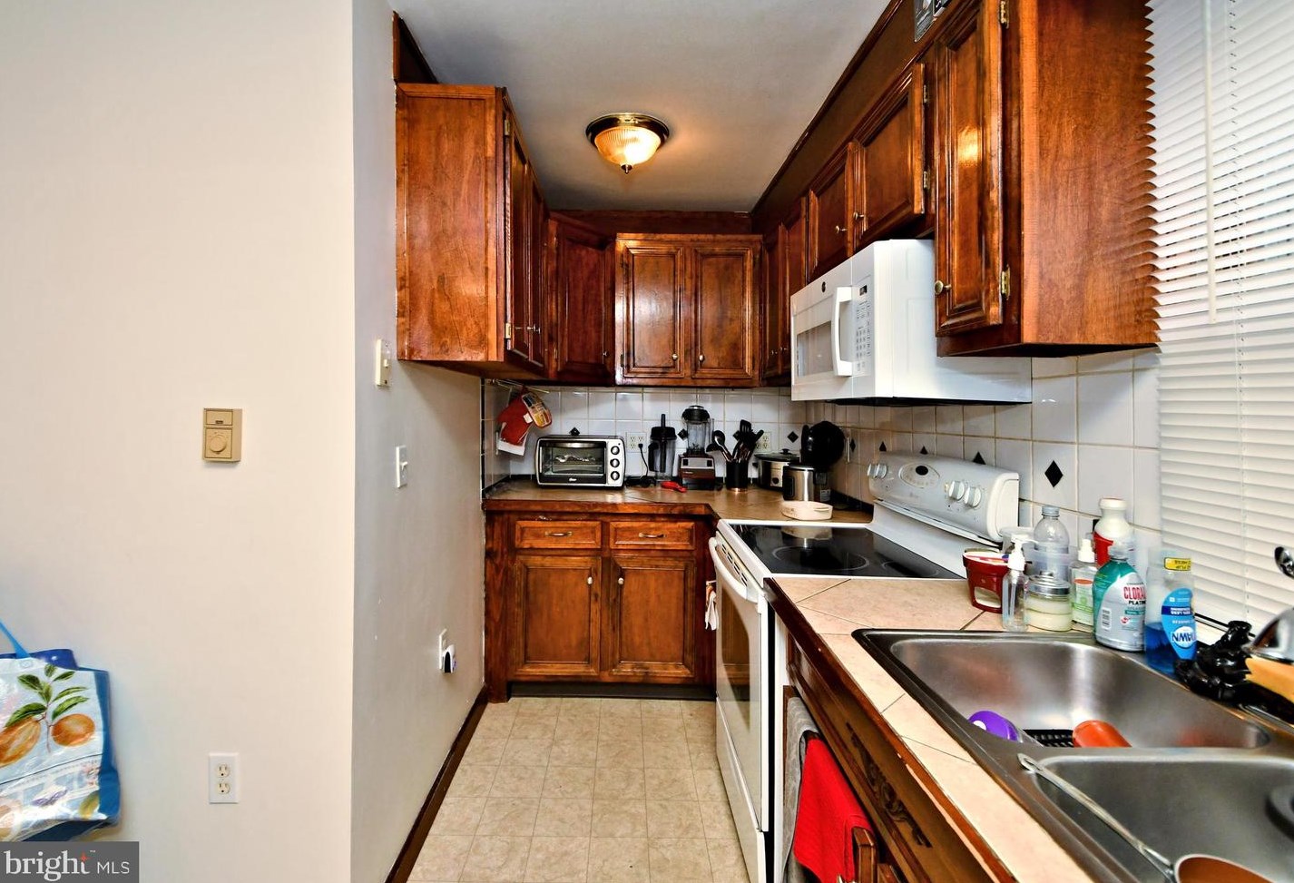 215 Franklin St, Alburtis PA 18011-5008 exterior