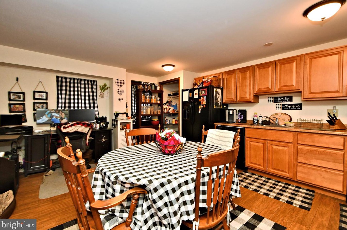 215 Franklin St, Alburtis PA 18011-5008 exterior