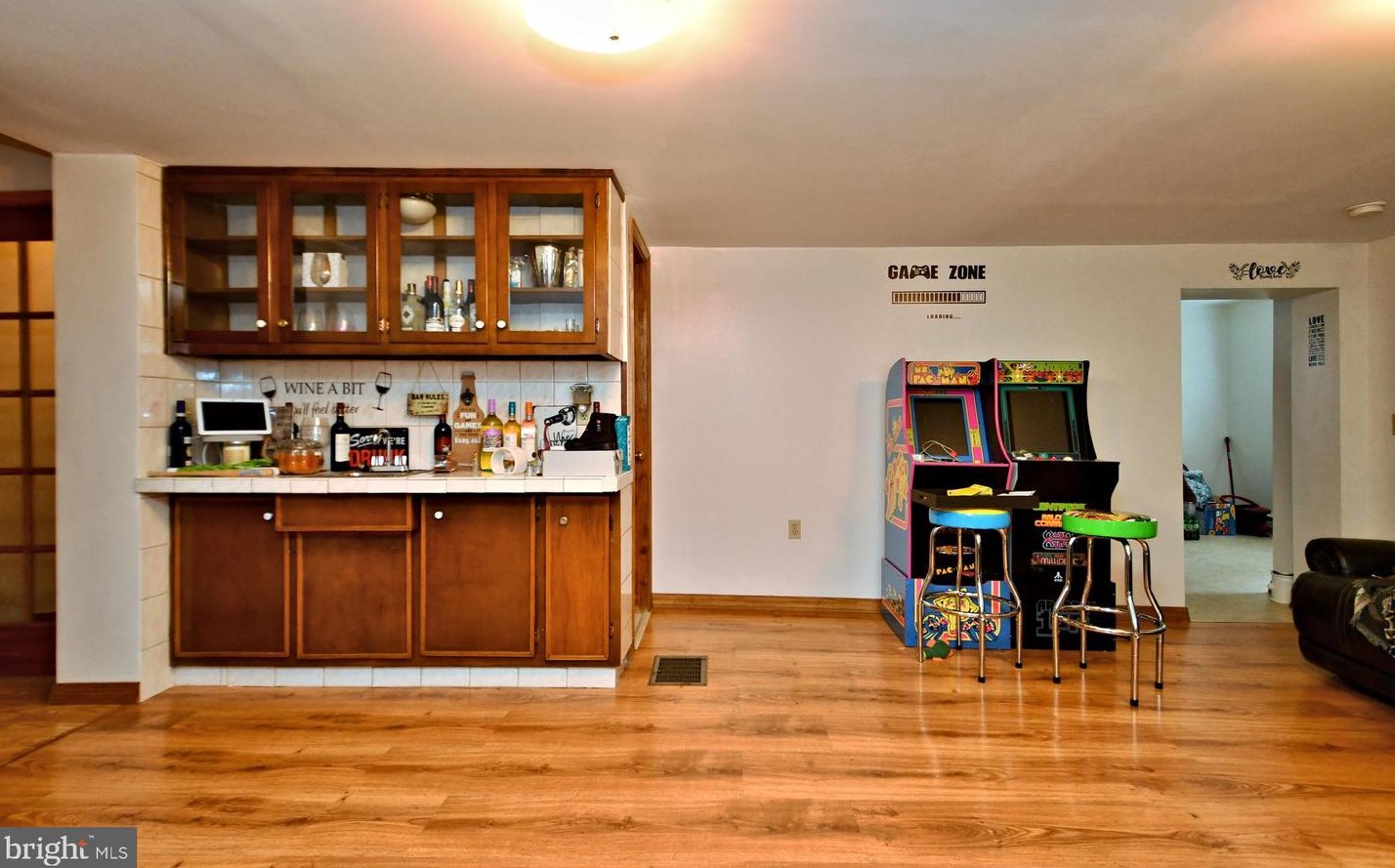 215 Franklin St, Alburtis PA 18011-5008 exterior