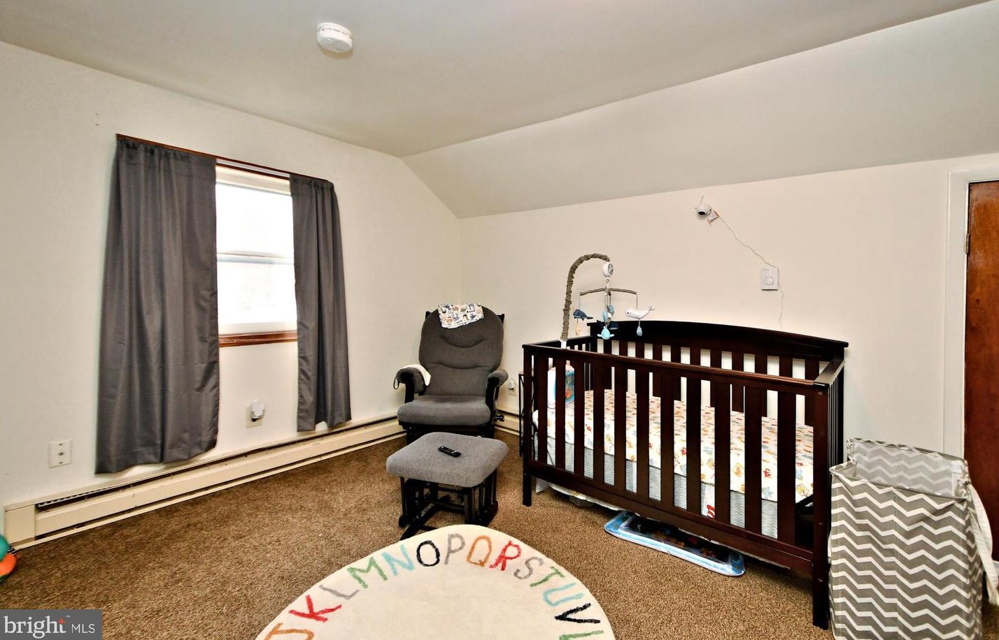 215 Franklin St, Alburtis PA 18011-5008 exterior