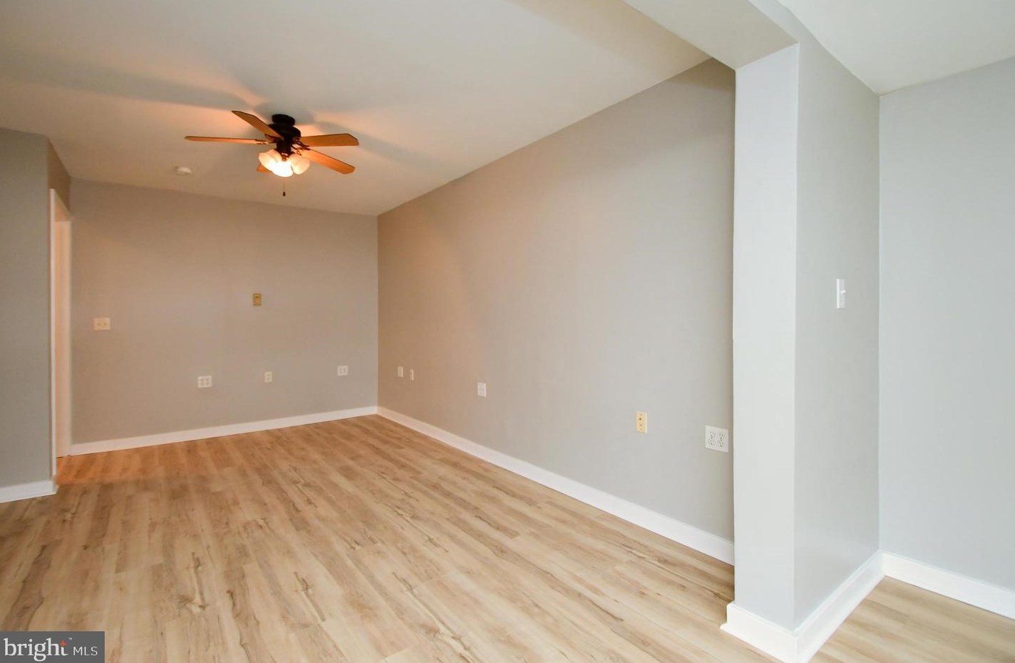 215 Franklin St, Alburtis PA 18011-5008 exterior