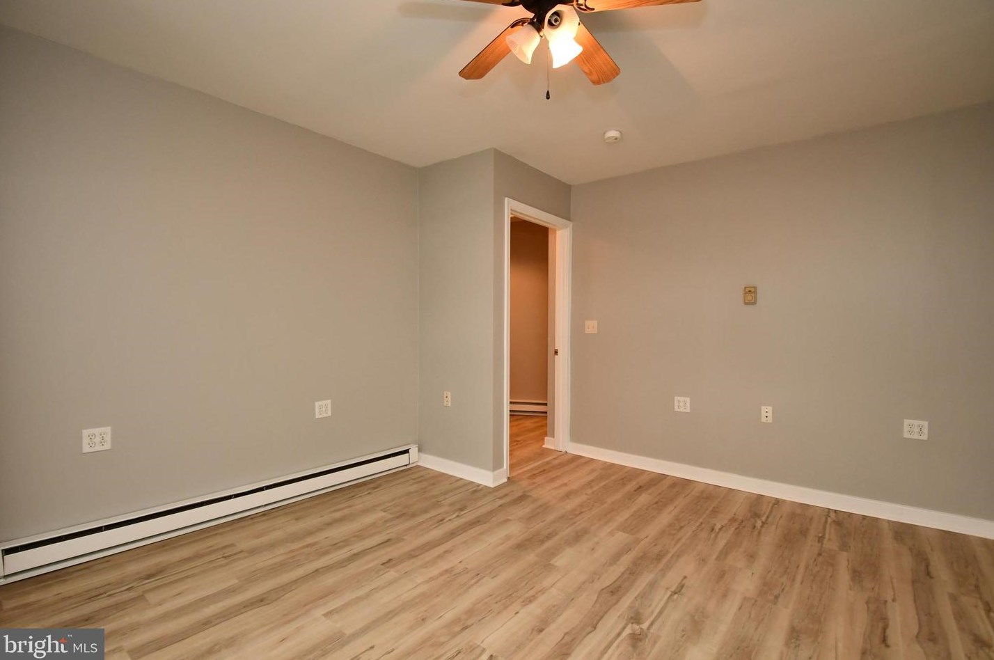 215 Franklin St, Alburtis PA 18011-5008 exterior