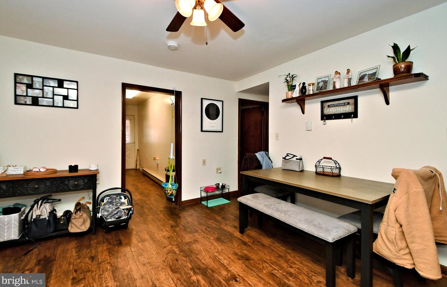 215 Franklin St, Alburtis PA 18011-5008 exterior