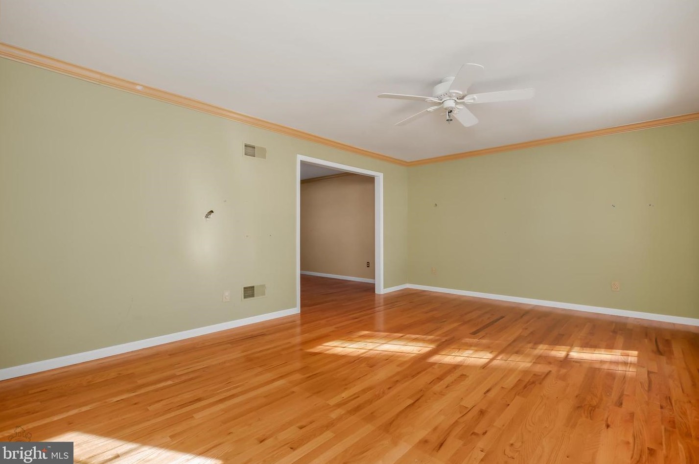 4139 Hickory Rd, Schnecksville PA  18078-2454 exterior