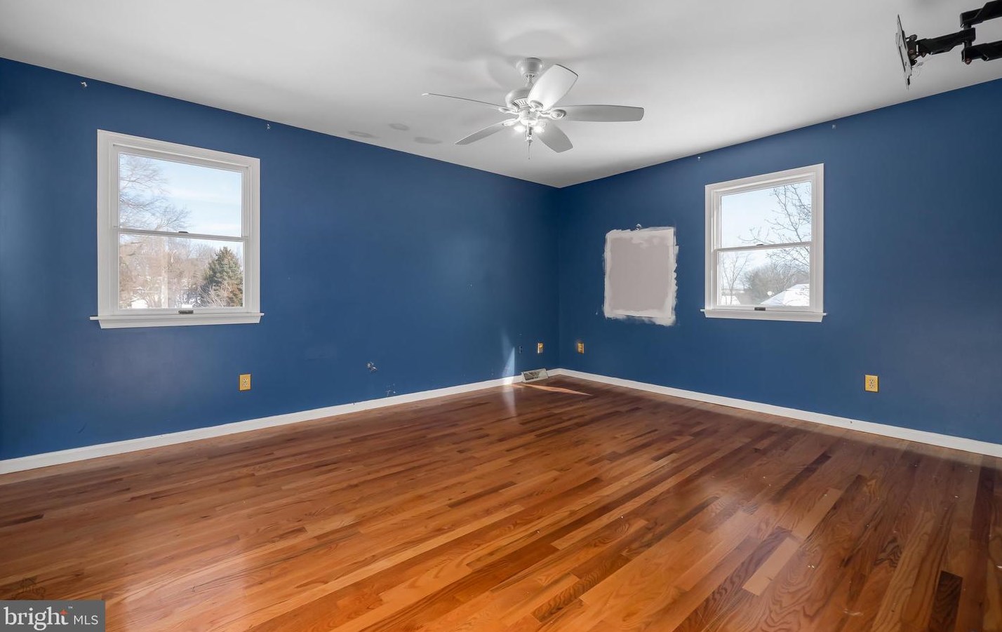 4139 Hickory Rd, Schnecksville PA  18078-2454 exterior