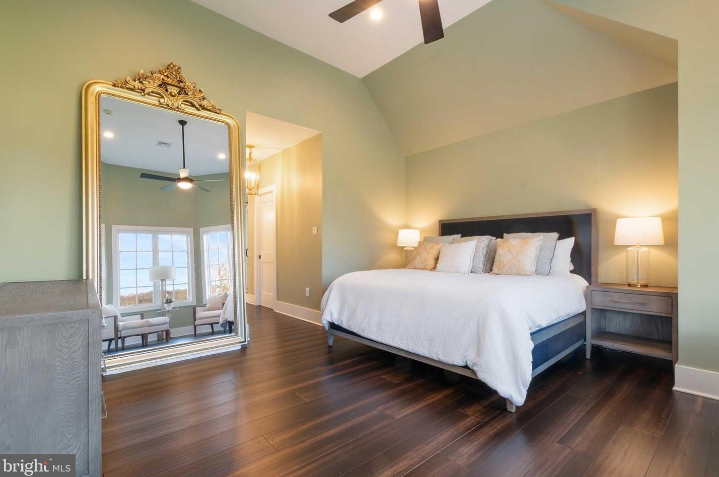 2812 Clos Renoir, Bethlehem PA  18015-9119 exterior