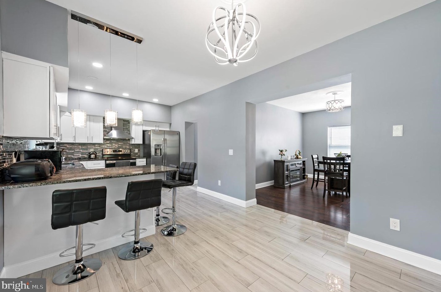 701 Weil St, Bethlehem PA 18015-3948 exterior