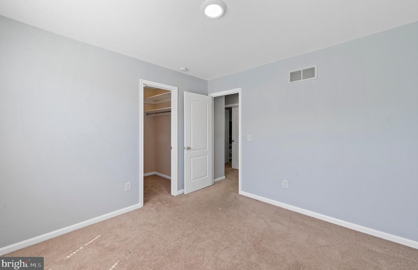 701 Weil St, Bethlehem PA 18015-3948 exterior