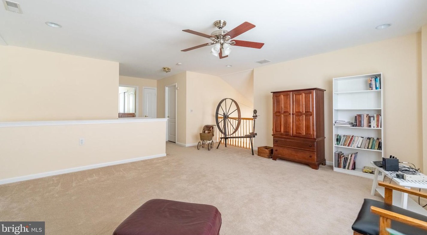 2838 Donegal Dr, Macungie PA  18062-8461 exterior