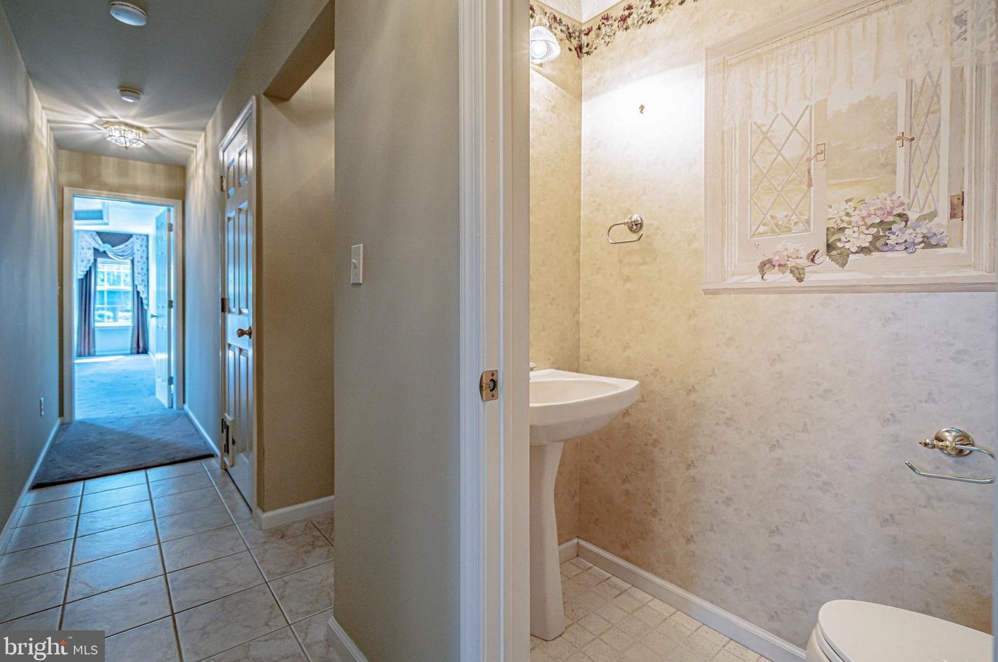 1998 Rolling Mdw Dr, Macungie PA  18062-8870 exterior
