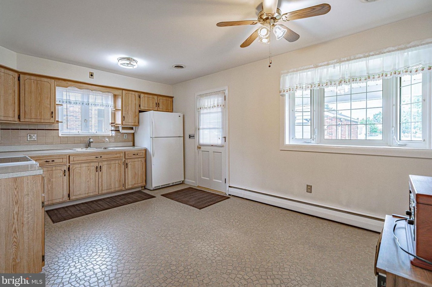 515 Franklin St, Emmaus PA 18049-2111 exterior