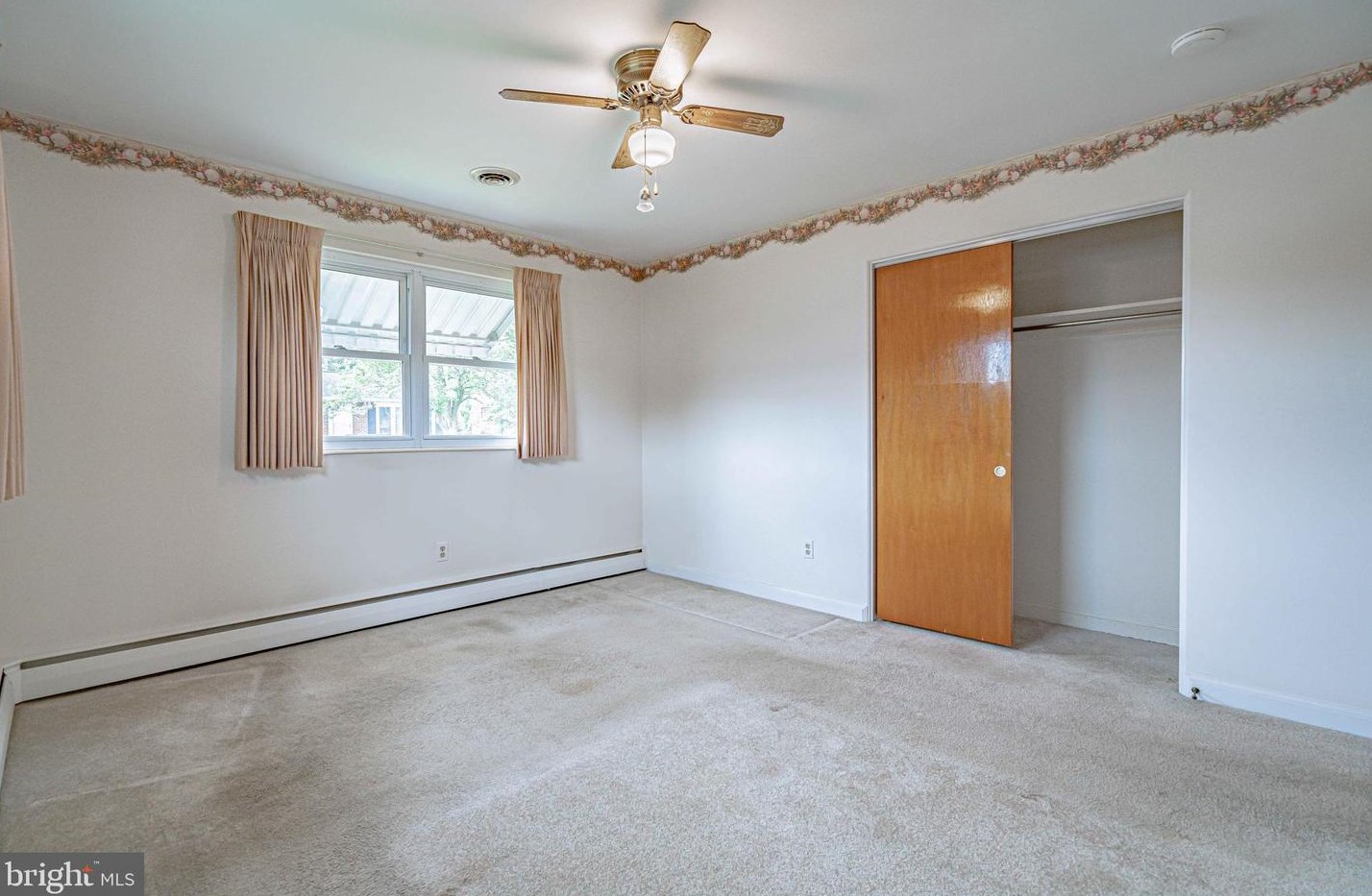 515 Franklin St, Emmaus PA 18049-2111 exterior