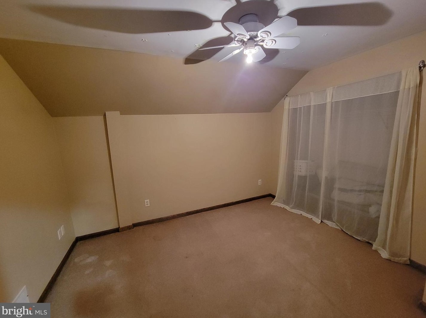 435 5 St, Emmaus PA 18049-4535 exterior