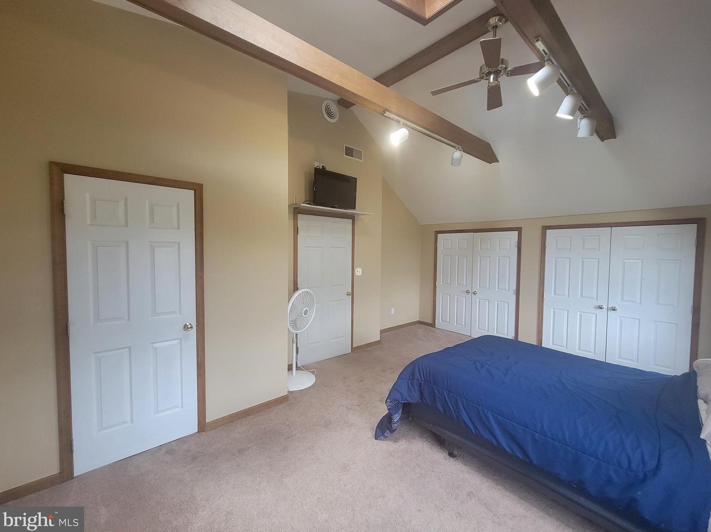 435 5 St, Emmaus PA 18049-4535 exterior