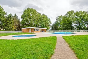 8774 Breinig Run Cir, Breinigsville, PA 18031 - Photo 21