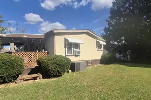 8774 Breinig Run Cir, Breinigsville, PA 18031 - Photo 3