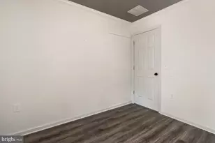 2429 S Front St, Allentown, PA 18103 - Photo 29