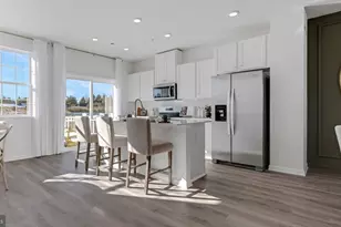 8309 Alexander Ct, Breinigsville, PA 18031 - Photo 9