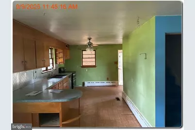 830 E Main Street, Macungie, PA 18062 - Photo 11