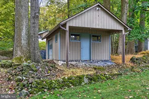 340 Chestnut Hill Rd, Emmaus, PA 18049 - Photo 17