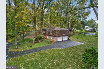 340 Chestnut Hill Road, Emmaus, PA 18049 - Photo 9