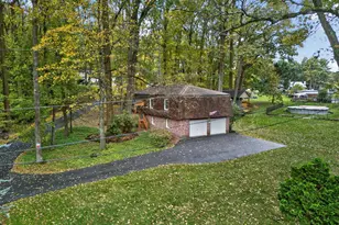 340 Chestnut Hill Rd, Emmaus, PA 18049 - Photo 9