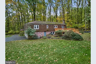 340 Chestnut Hill Road, Emmaus, PA 18049 - Photo 5