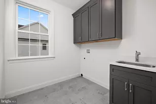 4268 Stonebridge Dr, Bethlehem, PA 18015 - Photo 27