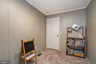 1041 Dogwood St, Laurys Station, PA 18059 - Photo 19