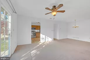 4212 Belmont Cir, Whitehall, PA 18052 - Photo 7