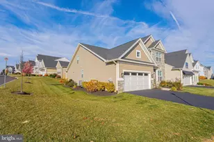 4027 Shef's Way, Allentown, PA 18104 - Photo 5