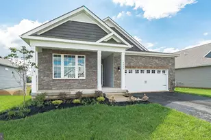 1534 Dresden Dr, Breinigsville, PA 18031 - Photo 1