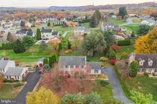 1110 Greenbriar Ln, Laurys Station, PA 18059 - Photo 27