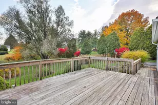 1110 Greenbriar Ln, Laurys Station, PA 18059 - Photo 21