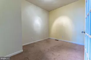 8524 Mayfair Ct, Breinigsville, PA 18031 - Photo 11