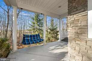 9040 Airfield Ct, Kempton, PA 19529 - Photo 11