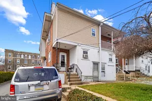 215 N 19th St, Allentown, PA 18104 - Photo 27