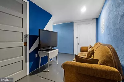 215 N 19th Street, Allentown, PA 18104 - Photo 15