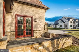 2687 Ave Du Village, Bethlehem, PA 18015 - Photo 77