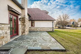 2687 Ave Du Village, Bethlehem, PA 18015 - Photo 79