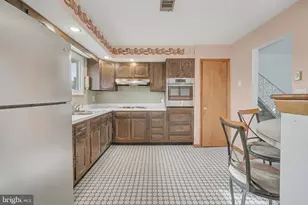 235 Circle Dr, Catasauqua, PA 18032 - Photo 15