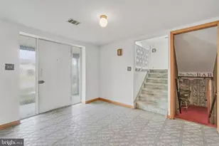 235 Circle Dr, Catasauqua, PA 18032 - Photo 5