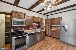 108 W 2nd St, Alburtis, PA 18011 - Photo 27