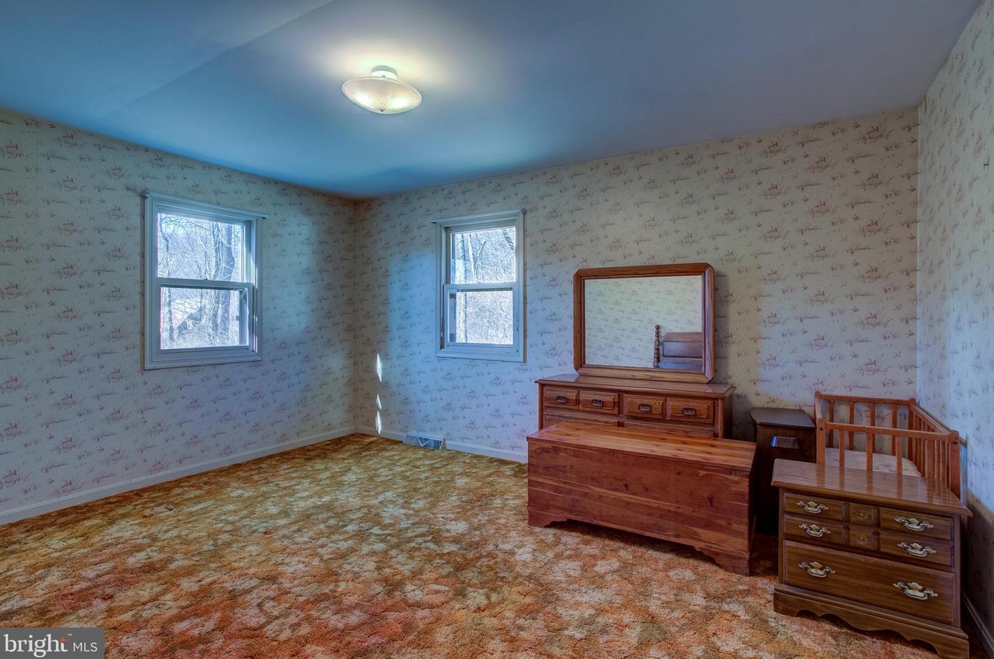 351 Cocalico Rd, Robesonia PA 19551-9224 exterior