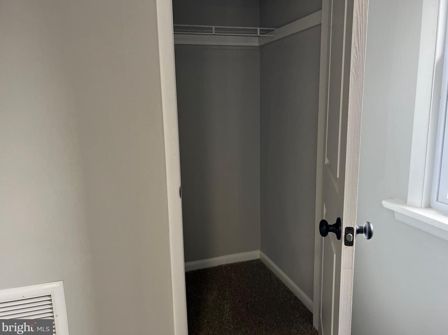 1827 Martin Dr, Lebanon PA  17046-1830 exterior