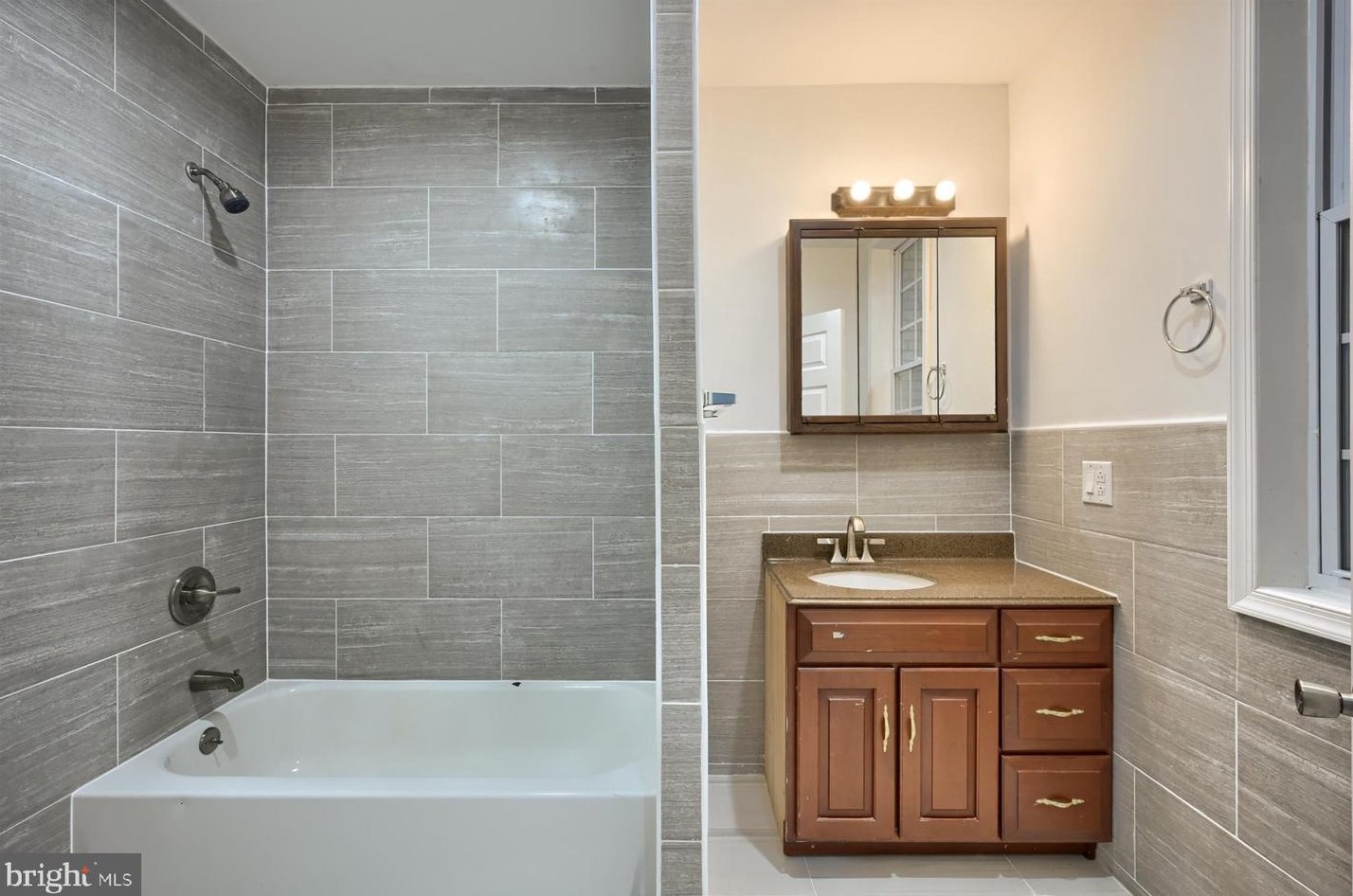 70 Main St, Lebanon PA  17042-9527 exterior