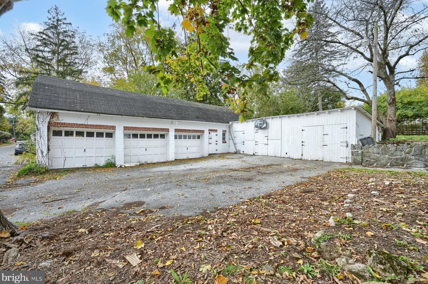 70 Main St, Lebanon PA  17042-9527 exterior