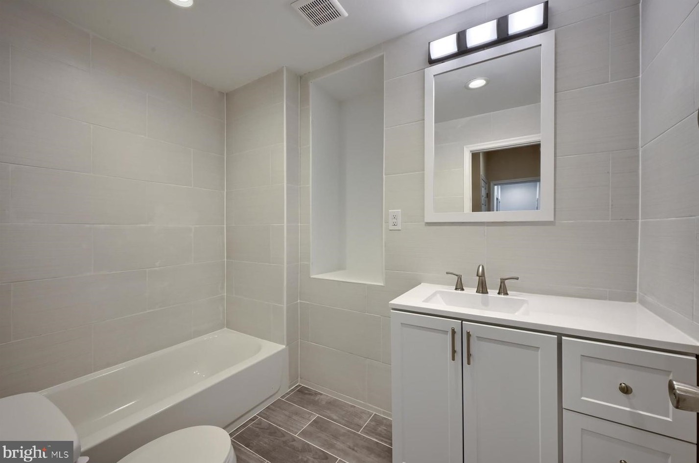 70 Main St, Lebanon PA  17042-9527 exterior